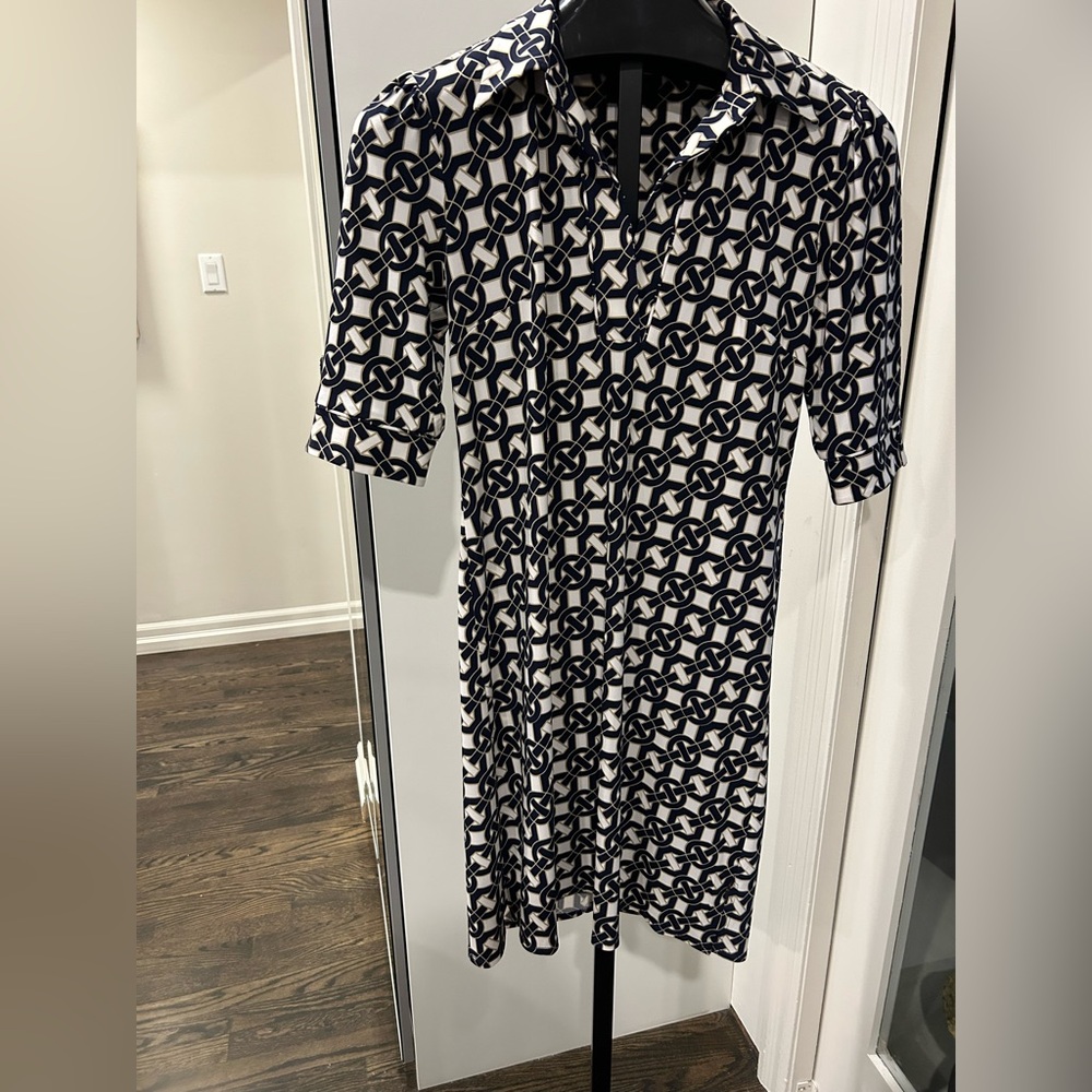 Laundry by Shelli Segal Navy, Gold and White Patterned Women's Dress - Size 6
